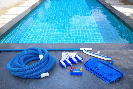 pool cleaning lubbock